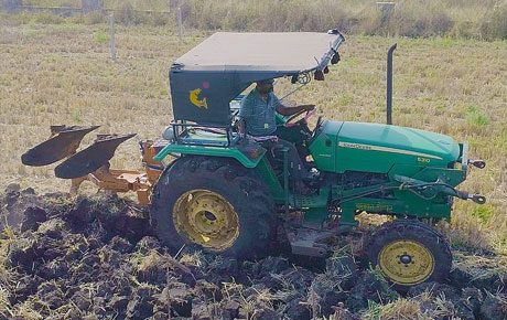 Hydraulic Plough